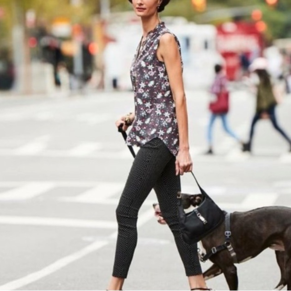 Cabi #5210‎ Plaza Button Down Floral Top sleeveless blouse